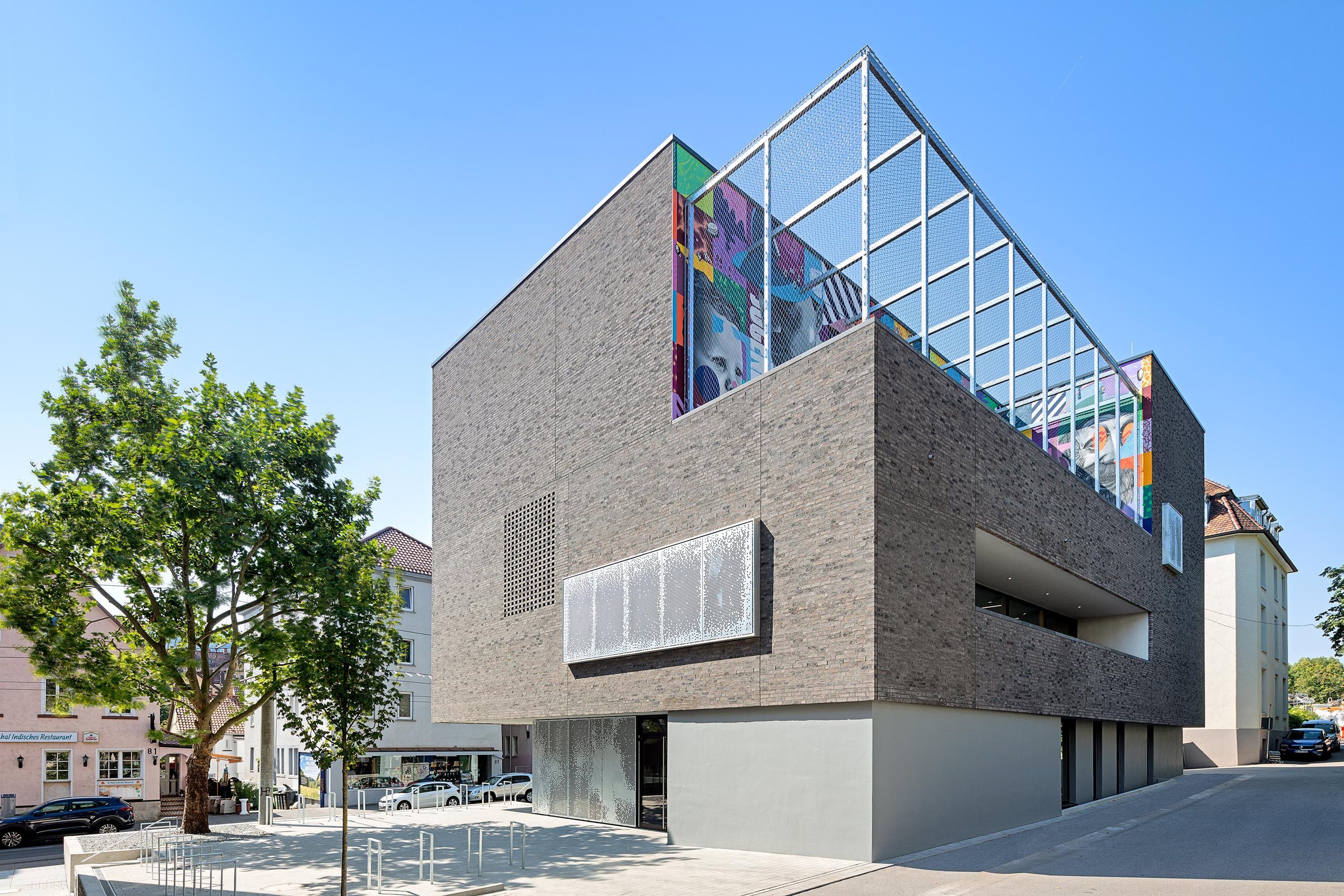 JUGENDHAUS SÜD · STUTTGART — Architecture Photography by Daniel Stauch