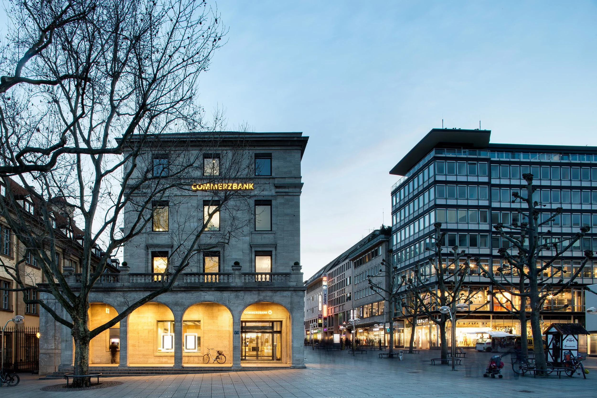Stuttgart — Daniel Stauch — Daniel-Stauch-Commerzbank_57A5854.jpg
