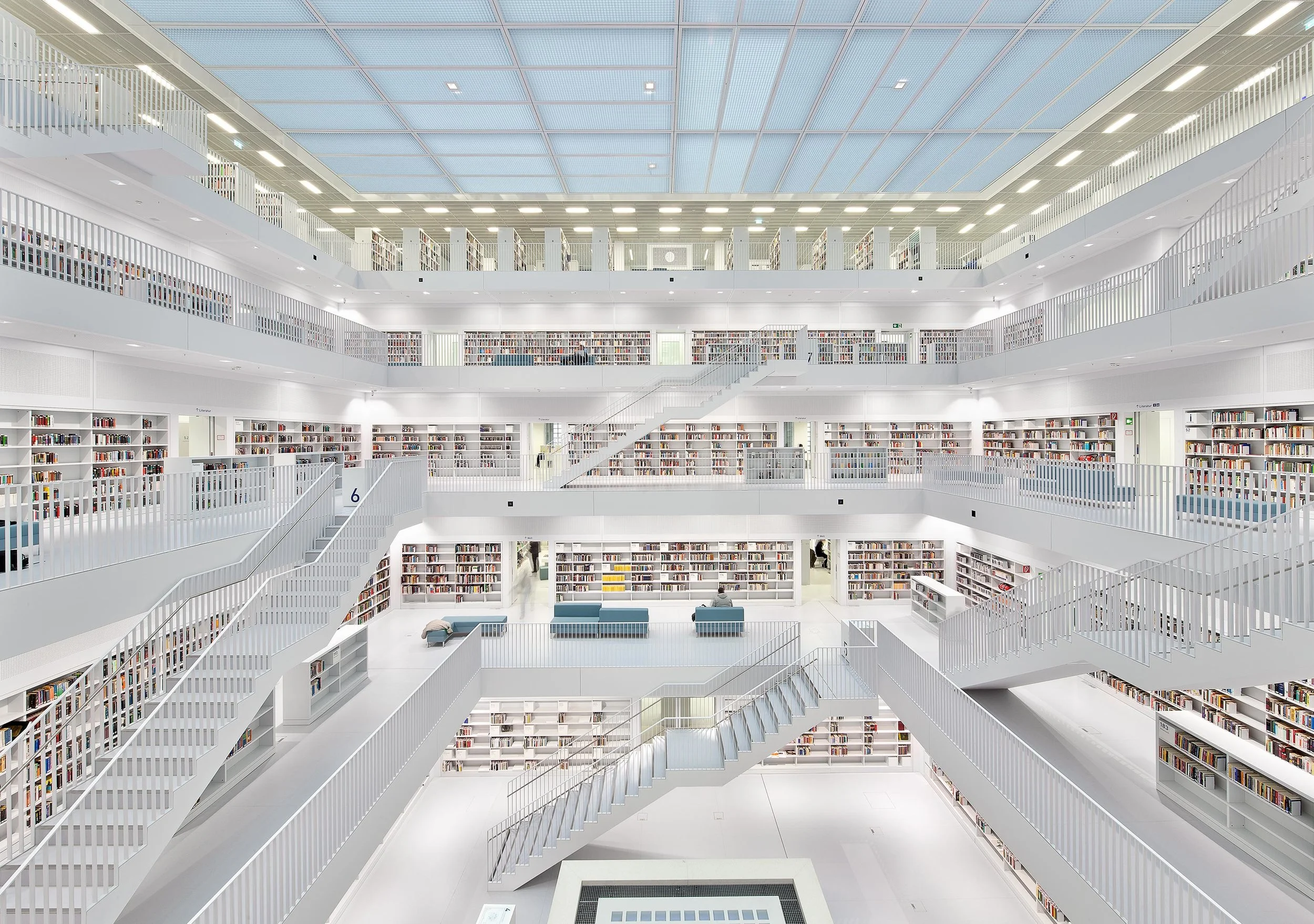 Stuttgart — Daniel Stauch — Daniel-Stauch-Library_3039_101x71.jpg