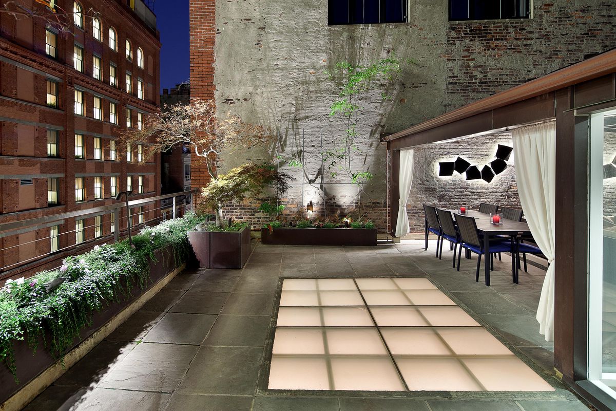 John · Rooftop – Lichtdesign Fotografie von Daniel Stauch, Lichtplanung Marras & Curtis Lighting Design