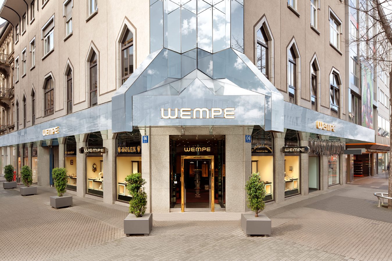 Wempe Mannheim — luxury retail photography by Daniel Stauch